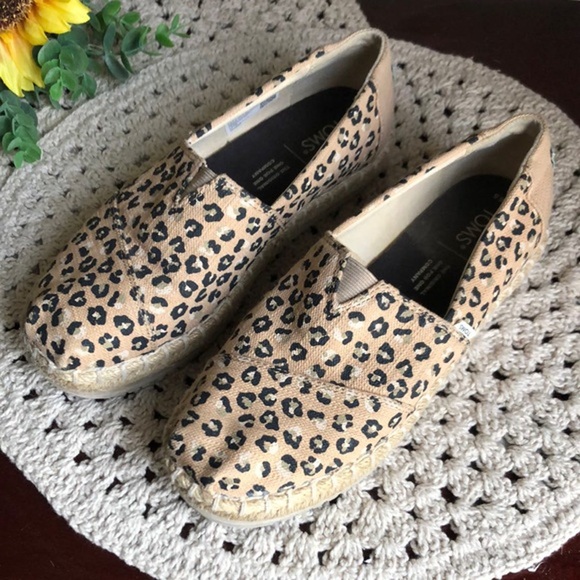 Leopard Print Women\'s Slip-On Shoes
